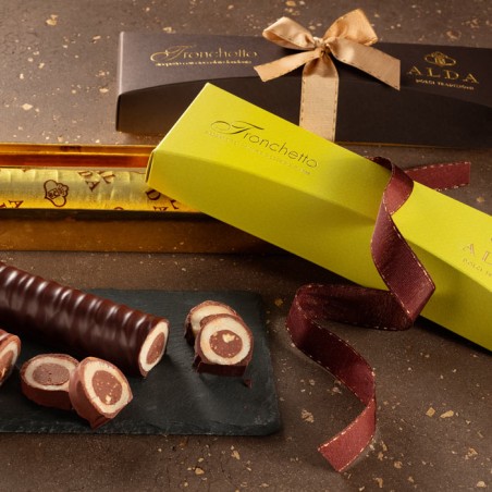 Tronchetto Classico gianduia ricoperto fondente