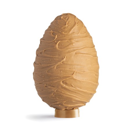 uovo di Pasqua all'arachide salata