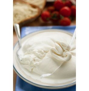 Burrata pugliese fresca 2