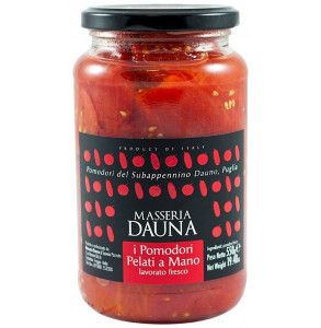 Pomodori Pelati lavorati a mano