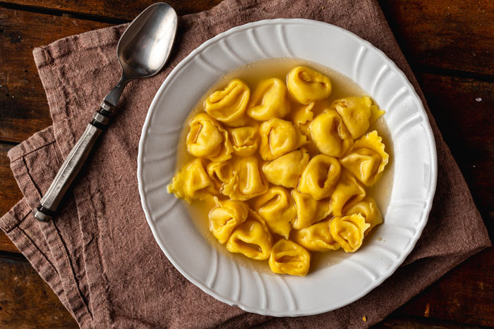 brodo di tortellini